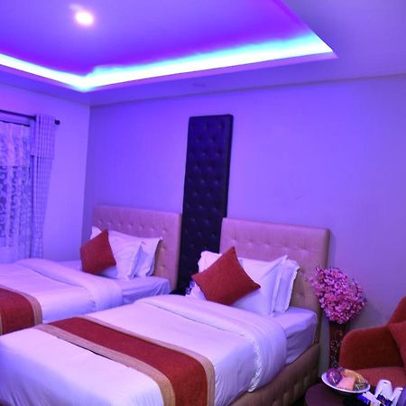 Marinha Airport Hotel Katmandou Extérieur photo